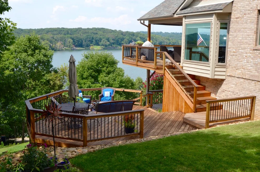 American Deck & Sunroom Co. - Photo 7