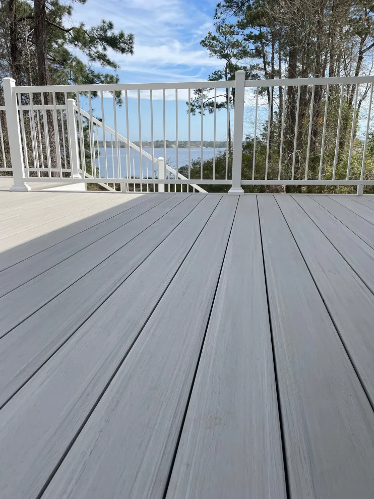 Onslow County Decks by Coastland Custom Outdoors - Photo 4