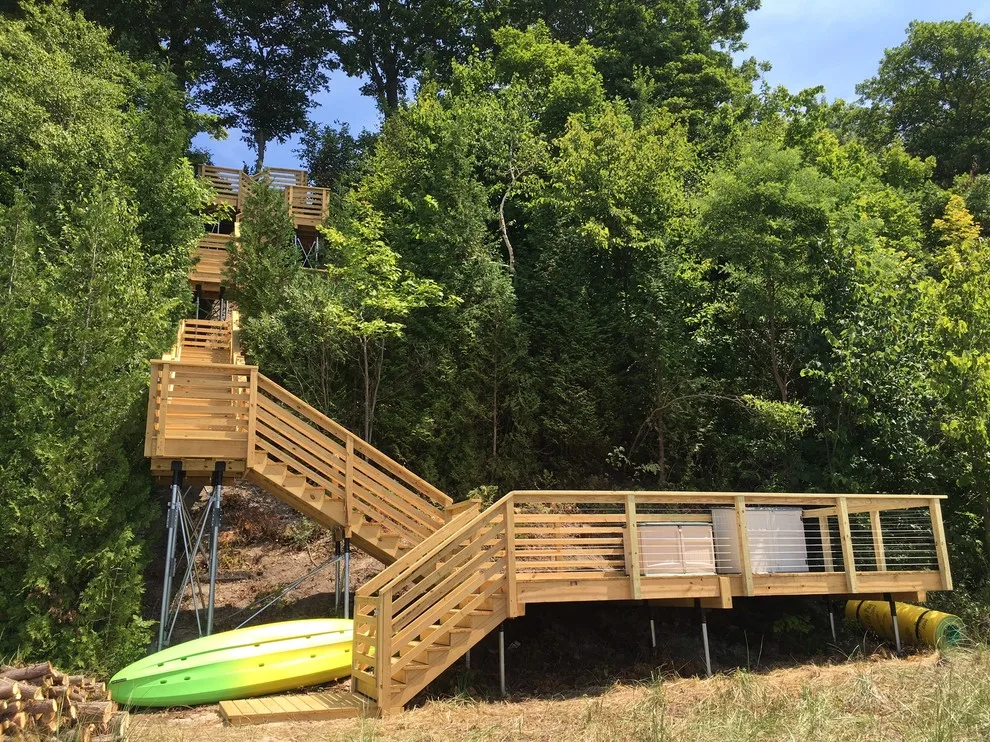 Lakeshore Custom Outdoors, LLC. - Photo 2