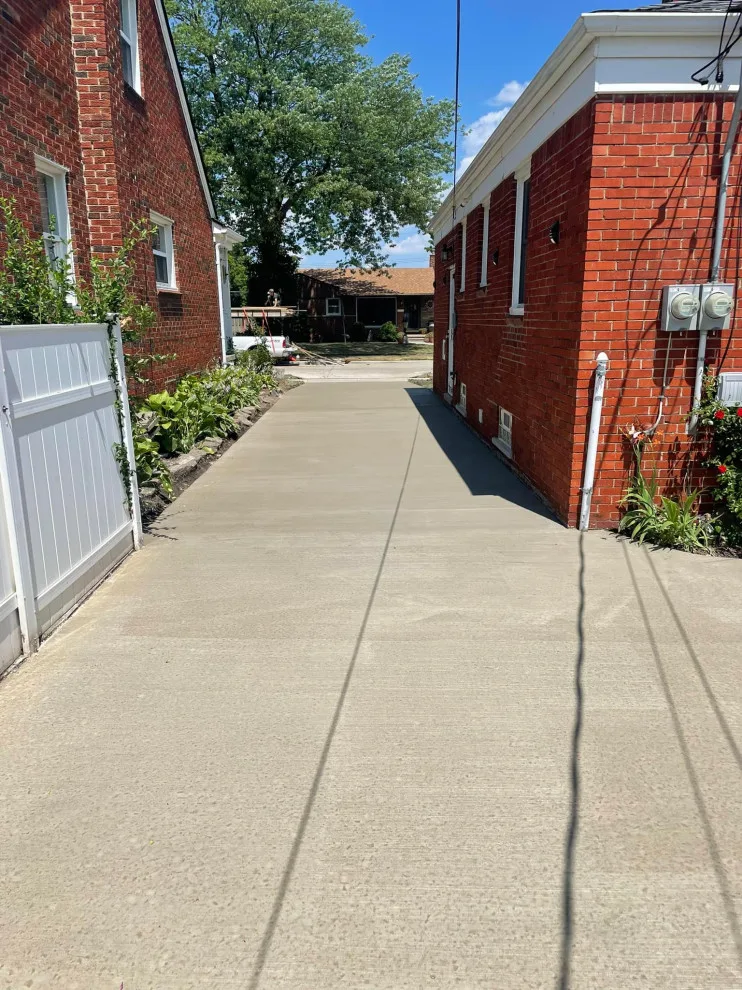 Entranceway by Rj Brothers Cement LLC - Photo 4
