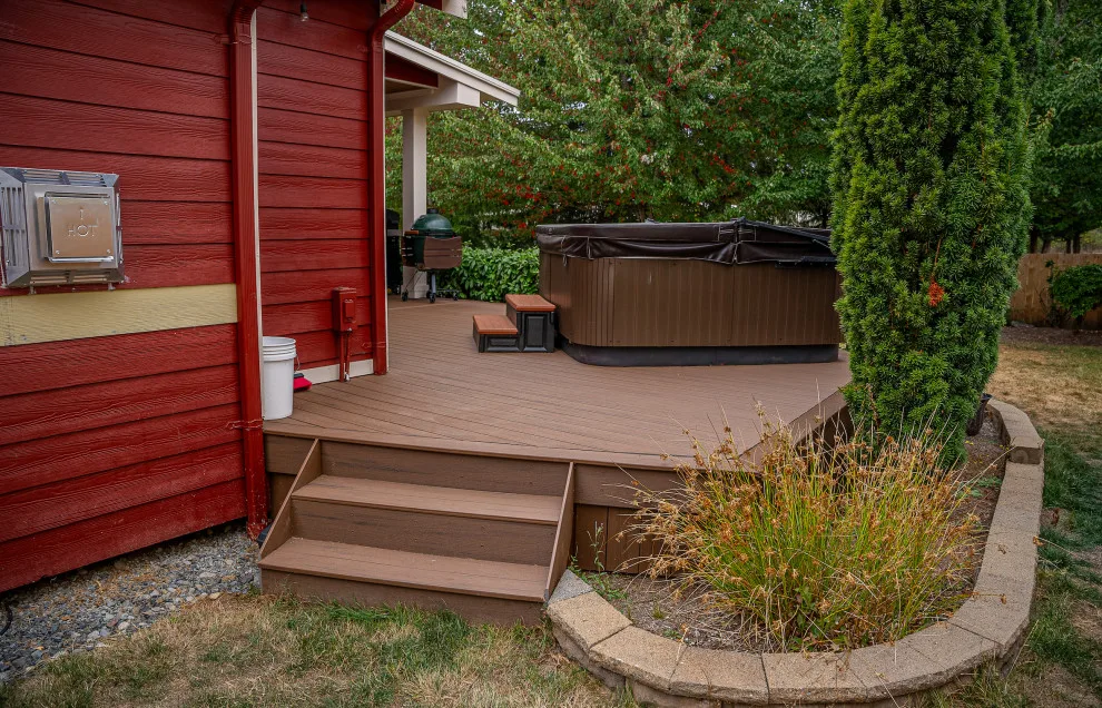 EDWARDS INITIATIVE by MasterDecks, LLC - Photo 3