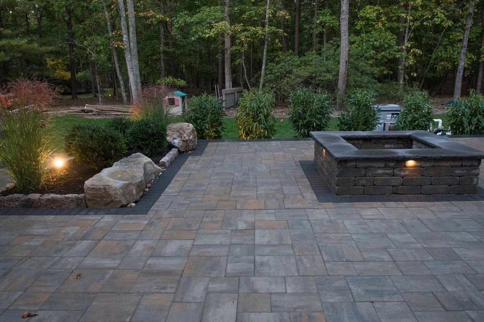 From Green to Clean. Check out this fabulous poolscape! by Sherwood Landscape Lighting And Design - Photo 6