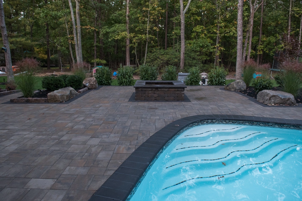 From Green to Clean. Check out this fabulous poolscape! by Sherwood Landscape Lighting And Design - Photo 12