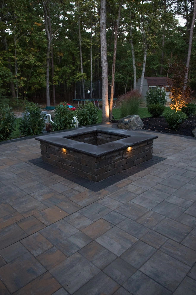 From Green to Clean. Check out this fabulous poolscape! by Sherwood Landscape Lighting And Design - Photo 10