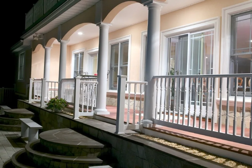 Beautiful Endurance® Authentic Rail™ Setup by RDI By Barrette Outdoor Living - Photo 6