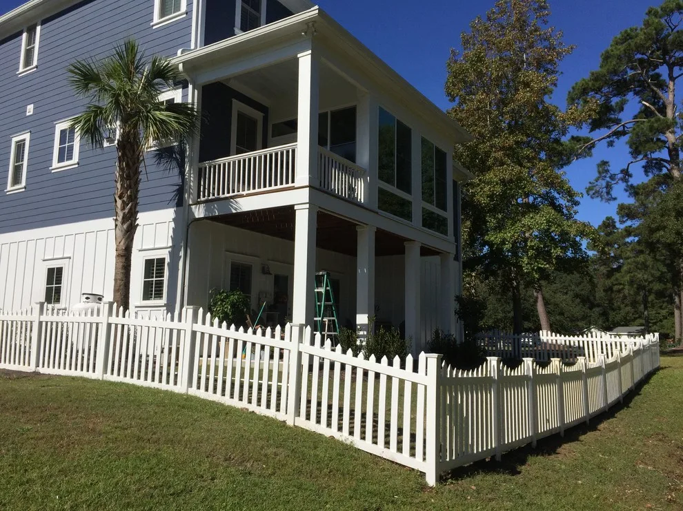 Large Panel Extruded Metal Porch by Screenmobile Of Wilmington NC - Photo 2