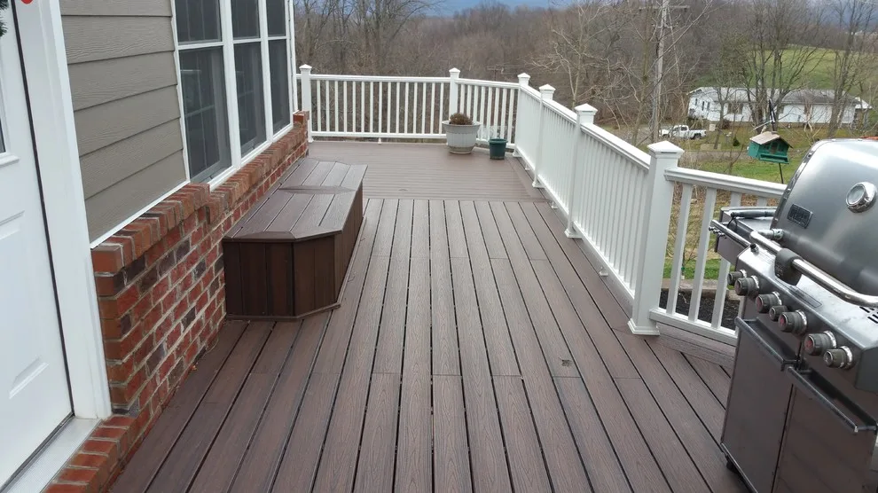 Family-Oriented Deck by SelectDecks - Photo 9