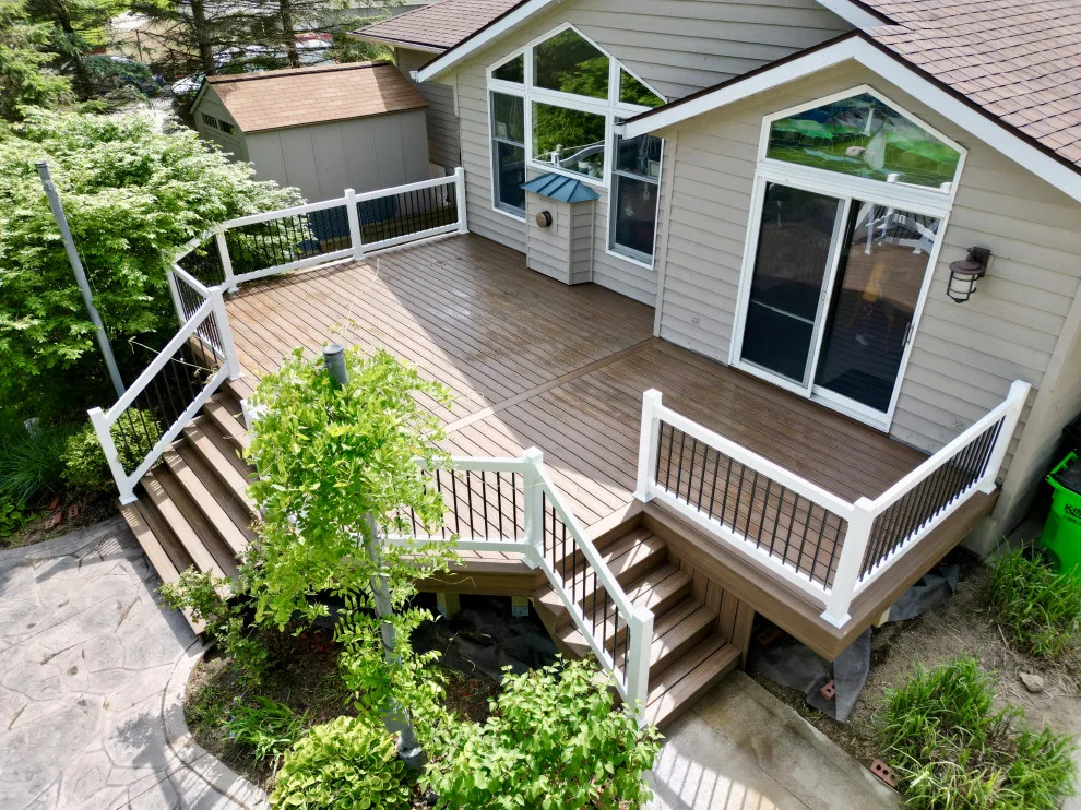 Family-Oriented Outdoor Getaway: DreamDecks' Flexible Design by DreamDecks Ohio - Photo 5
