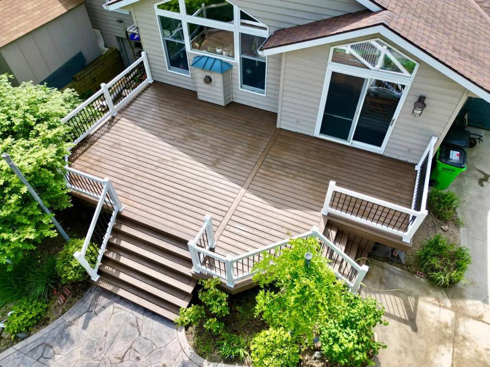 Family-Oriented Outdoor Getaway: DreamDecks' Flexible Design by DreamDecks Ohio - Photo 9