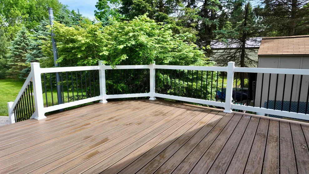 DreamDecks Ohio - Photo 10