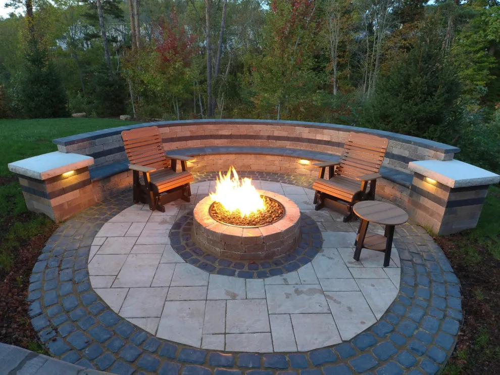 Alumni Landscaping LLC - Photo 3