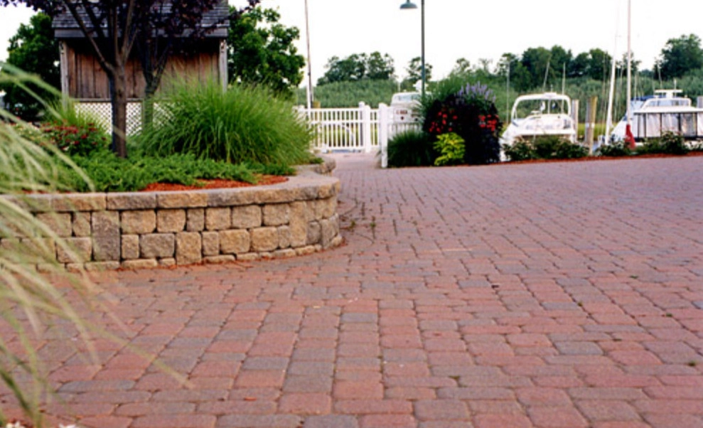 SHORELINE Landscape Company LLC - Photo 11