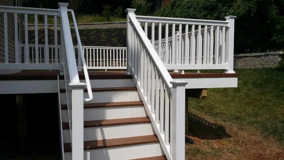 Fiberon Residence by Coastal Outdoor Spaces - Photo 2