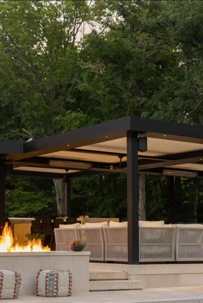 Louvered Outdoor - Photo 10