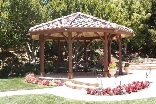Independent Structures by Perfect Patios - Photo 3