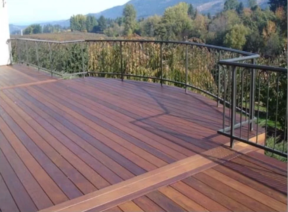 Legendary Fencing & Decking LLC - Photo 6