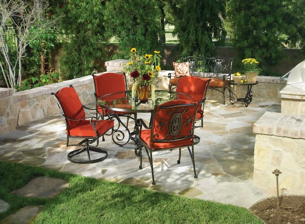 The Patio - Photo 6