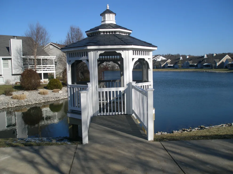 Outdoor Living Inc - Photo 2