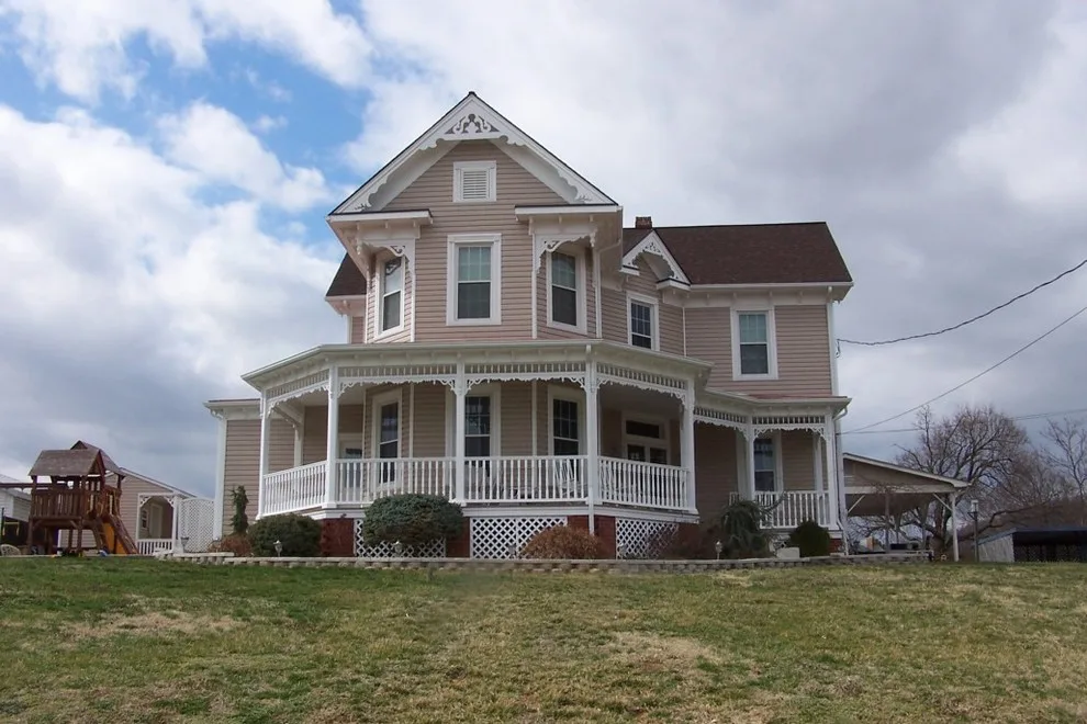 Heartland Home Improvements LLC - Photo 2
