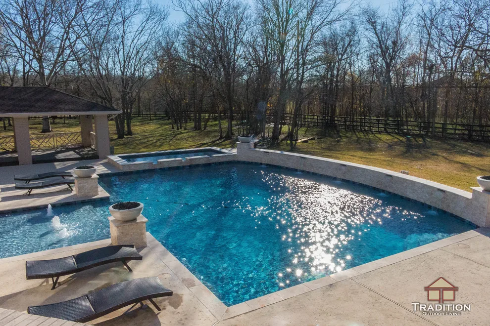 Richmond, TX Grand Pool and Spa by Tradition Outdoor Living - Photo 8