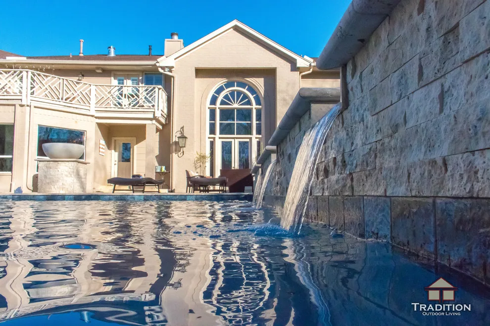 Richmond, TX Grand Pool and Spa by Tradition Outdoor Living - Photo 7