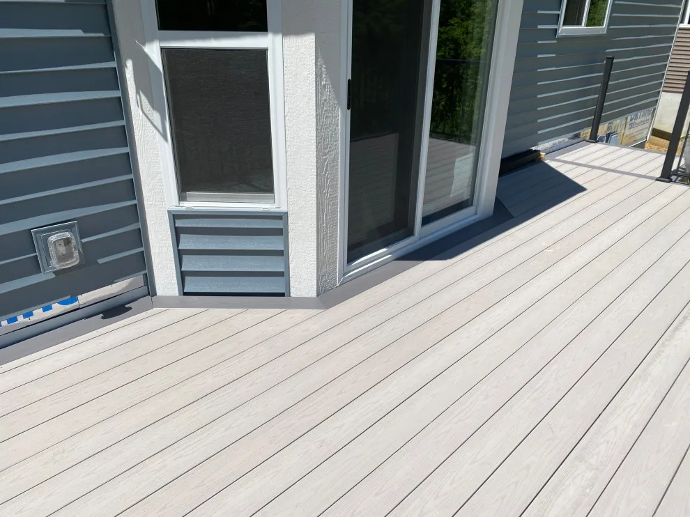 Deck with Steps for Heil by Comfort Zones By Design LLC - Photo 2