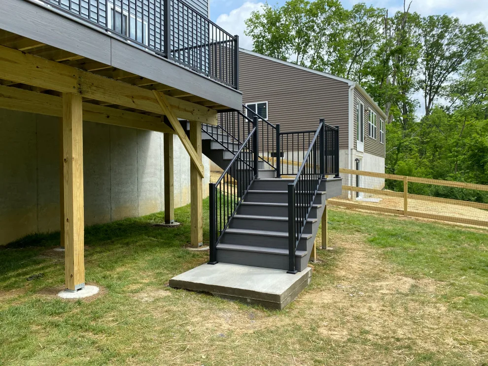 Deck with Steps for Heil by Comfort Zones By Design LLC - Photo 8
