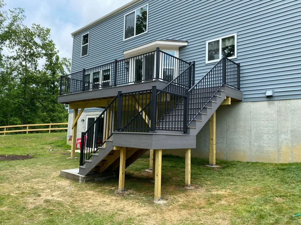 Deck with Steps for Heil by Comfort Zones By Design LLC - Photo 11