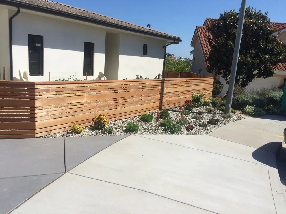 Dr. Hillel's Barrier by The Patio Cover Deck And Fence Co. - Photo 2