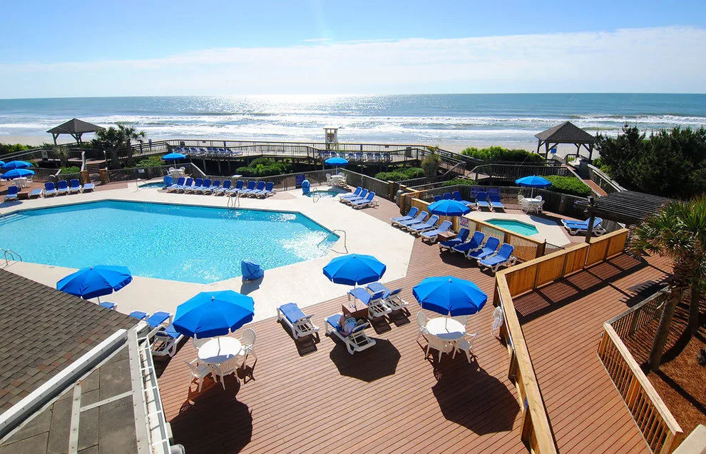 Wrightsville Beach Holiday Inn by Deck Daddy's - Photo 9