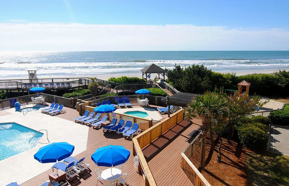 Wrightsville Beach Holiday Inn by Deck Daddy's - Photo 14