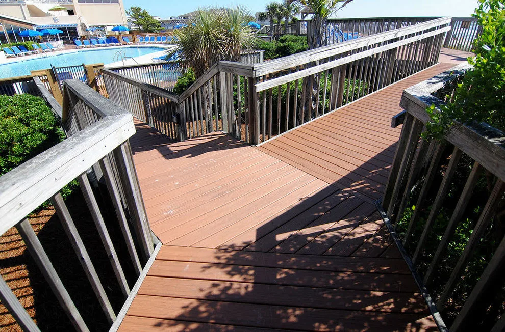 Wrightsville Beach Holiday Inn by Deck Daddy's - Photo 16