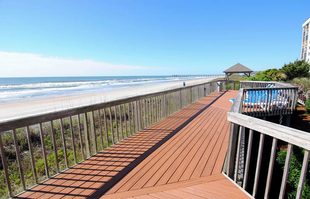 Wrightsville Beach Holiday Inn by Deck Daddy's - Photo 2