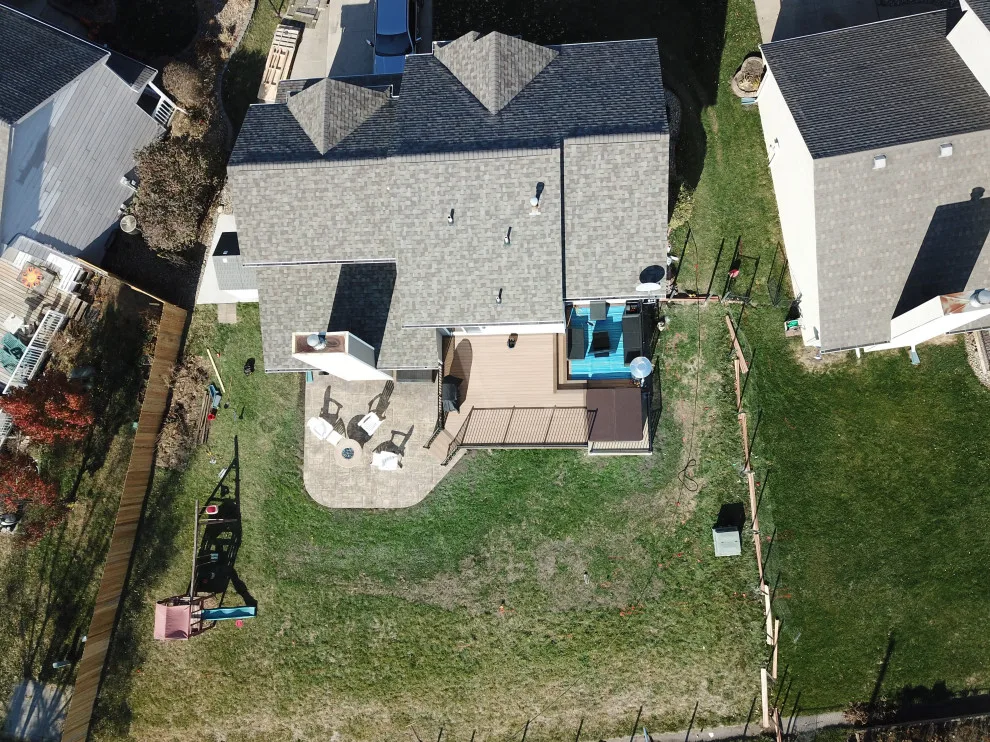 Timbertech Hot Tub by Deck & Drive Solutions - Photo 5