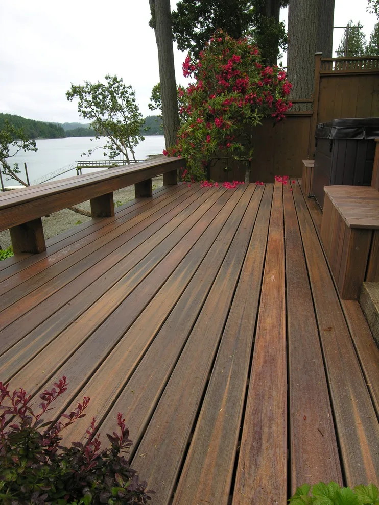 Heated Tub Display by Deck Builders Inc - Photo 5