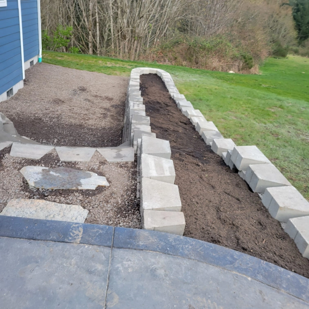 Mendoza Landscaping LLC by Mendoza Landscaping LLC - Photo 2