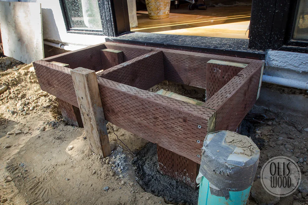 IPE Decking Featuring Integrated Steps by Olis Wood Inc. - Photo 62