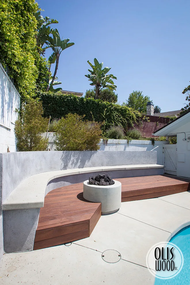 IPE Deck and Barbecue Area by Olis Wood Inc. - Photo 12