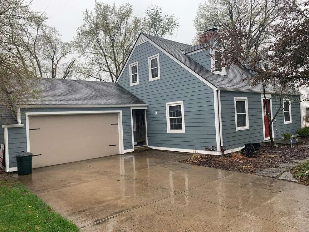 James Hardie Cedarmill Lap Siding with White Trim by Ohio Exteriors - Photo 2