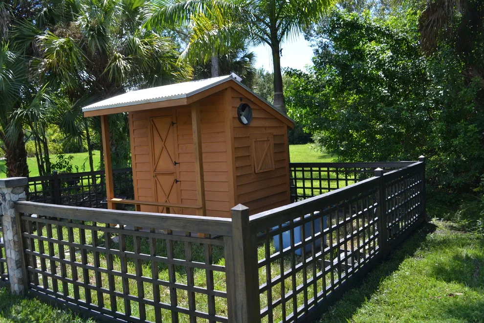 Jupiter Farms Animal Habitat by Renew Crew Of Palm Beach County - Photo 7