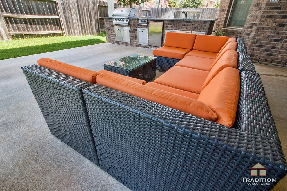 Katy, TX Kitchen and Enclosed Patio by Tradition Outdoor Living - Photo 3