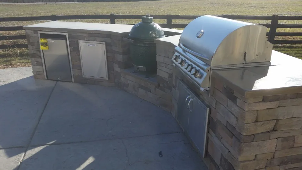 Lake Forest alfresco kitchen by KLC Decking And Outdoor Living - Photo 5