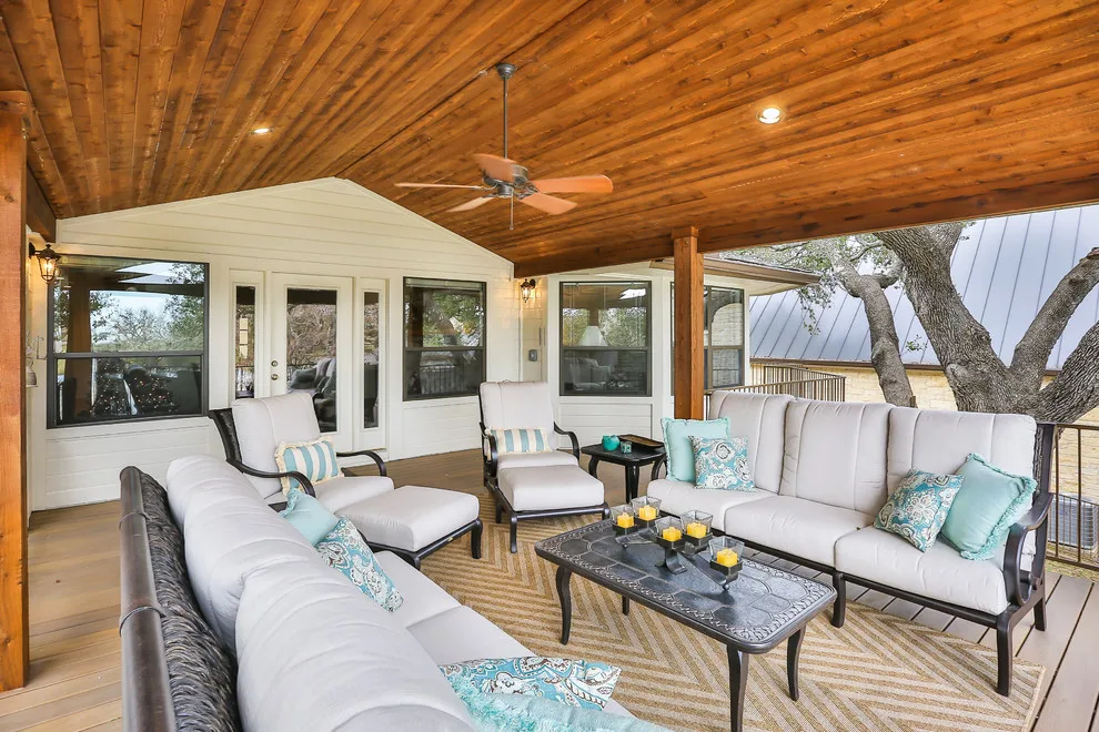LBJ Lake Retreat by Southern Outdoor Appeal - Photo 3