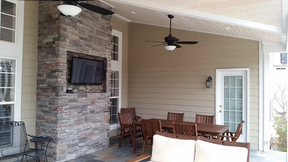 Lakeside Veranda by Deckscapes Inc - Photo 4
