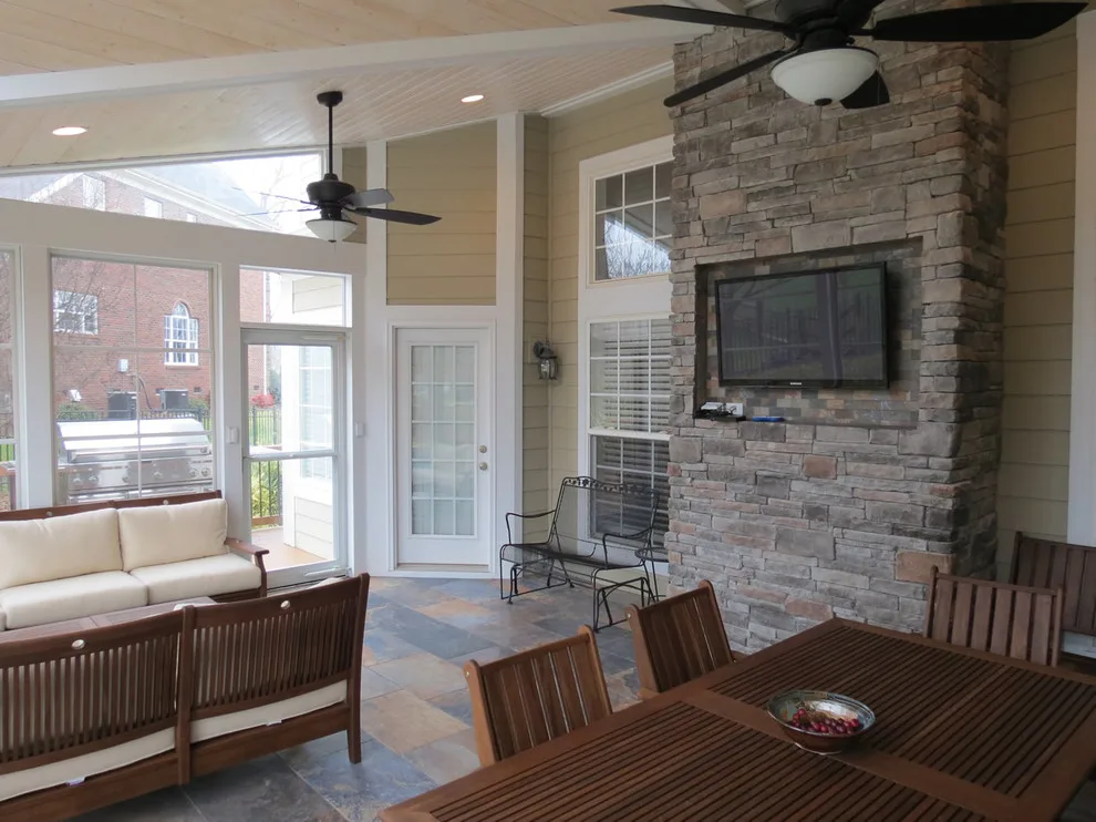 Lakeside Veranda by Deckscapes Inc - Photo 3