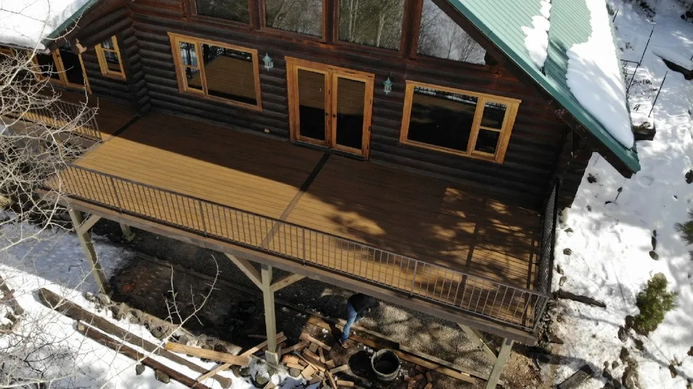 Lakeview Art Space by Lakeview Decks & Construction - Photo 15