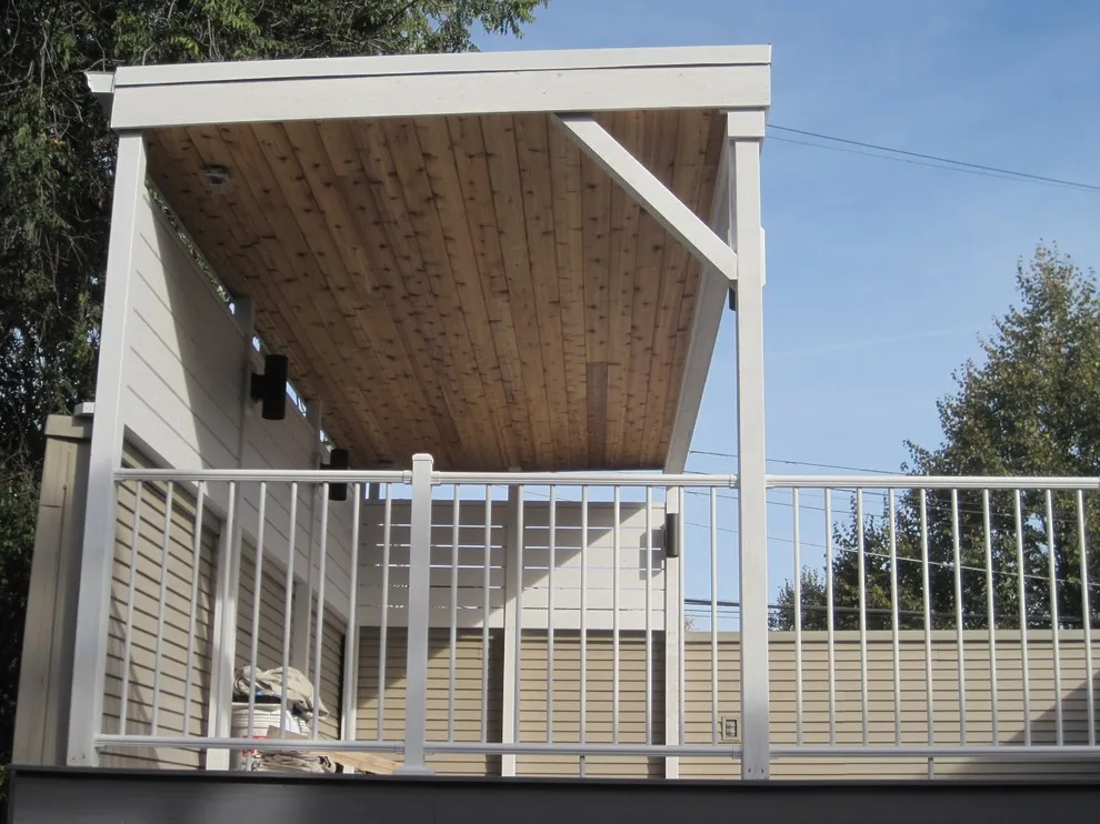 Lincoln Square Roof Deck in Chicago by Unique Deck Builders - Photo 5