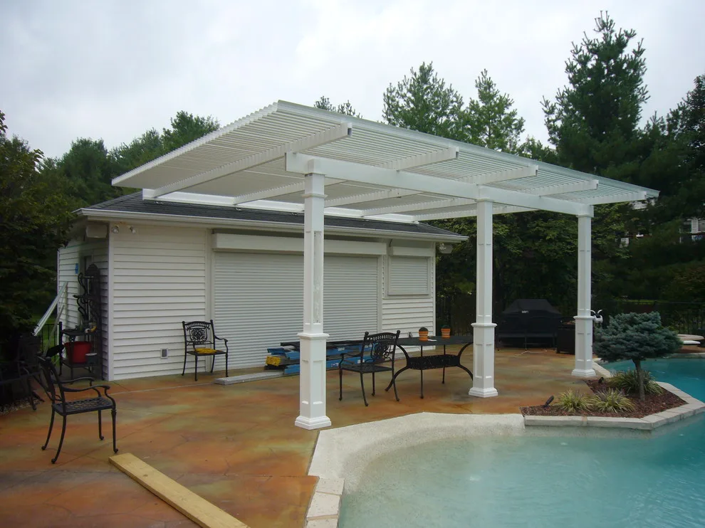 Deck & Patio Living - Photo 2