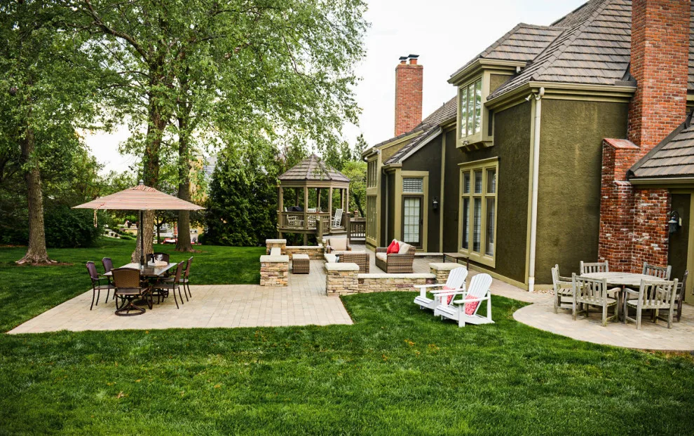 Opulent Leawood Initiative by Kansas City Hardscapes - Photo 7