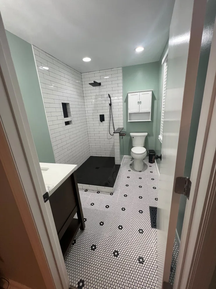 Master Bath - optimize space by A-List LLC - Photo 2
